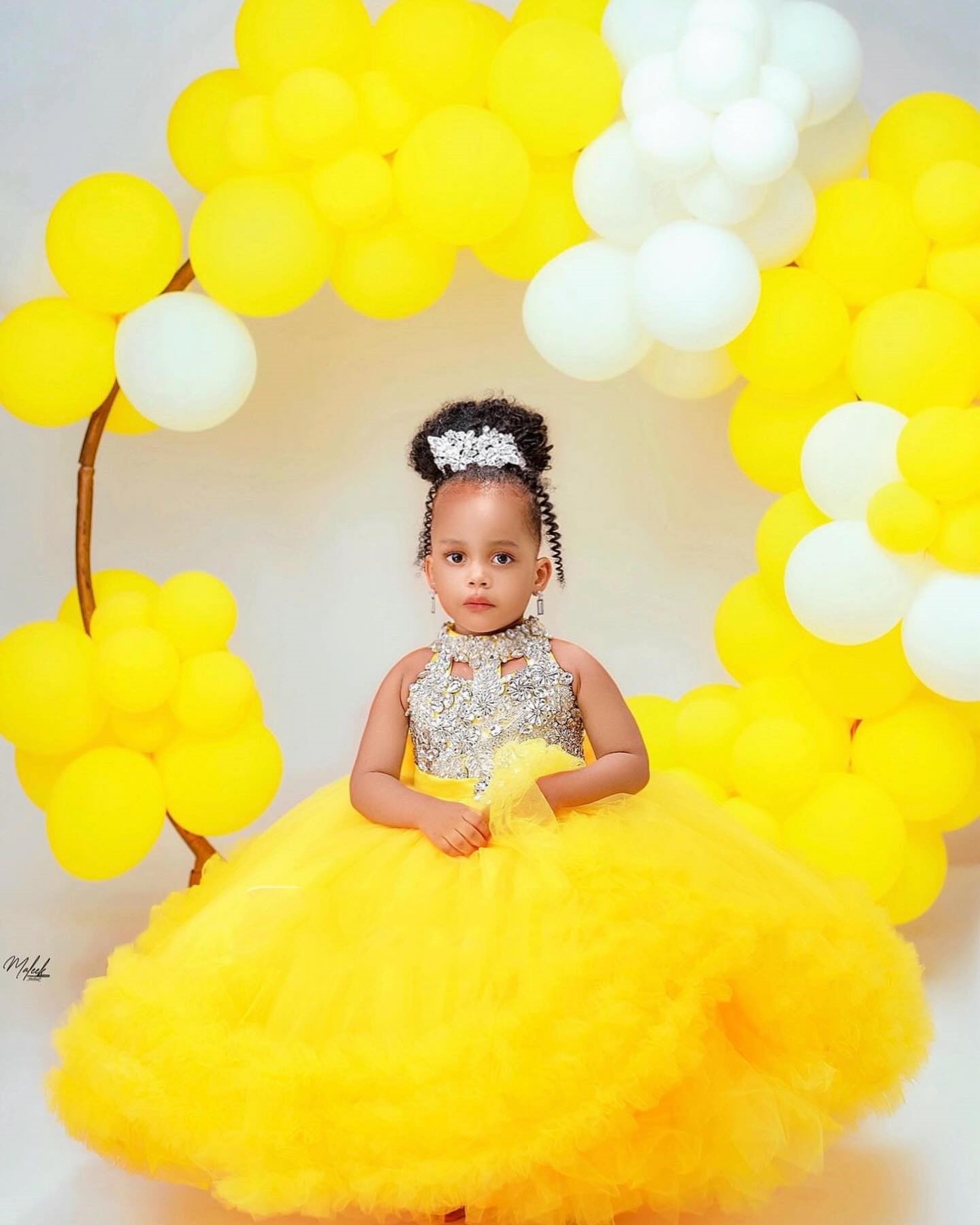 Gorgeous Yellow Flower Girl Dr - Embroidery Yellow Dress recension och pris