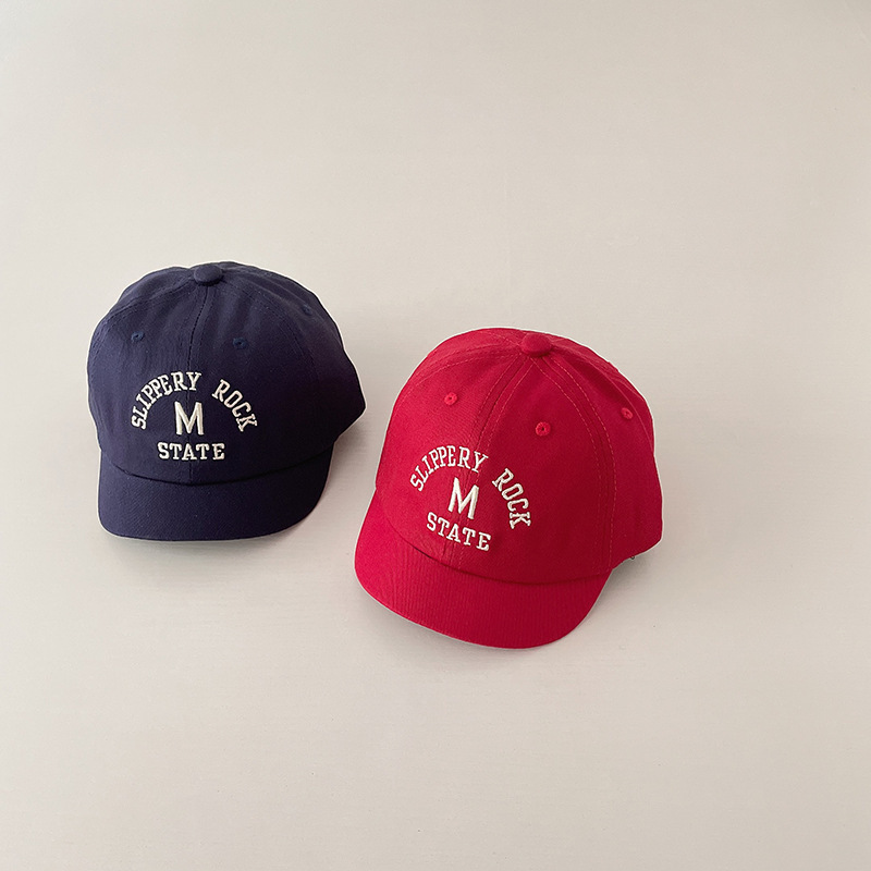 RAISE Casual Letter Cap Baby S - Embroidery Letter recension och pris