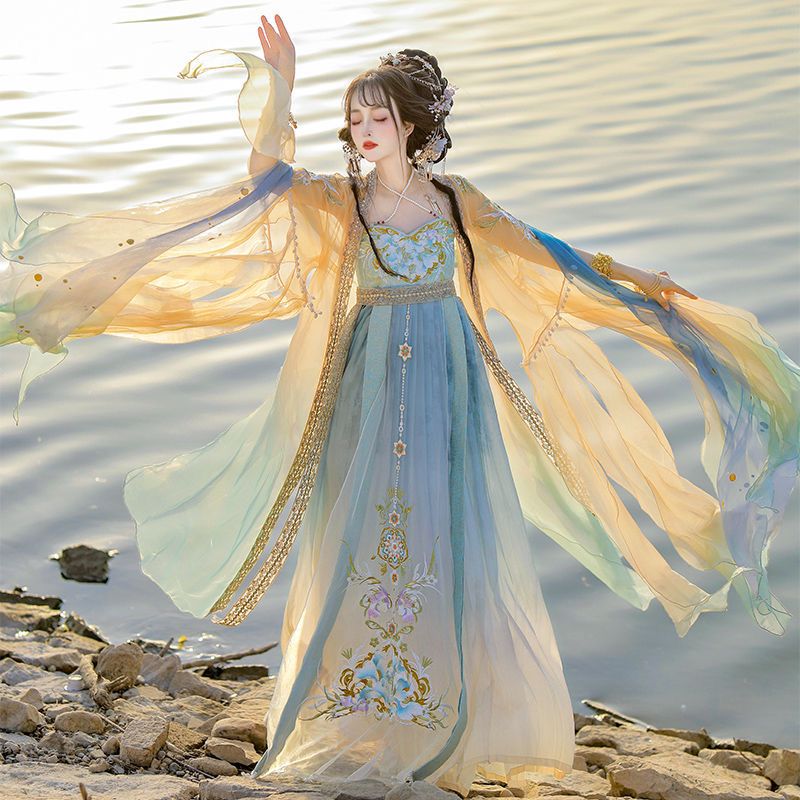 Chinese Hanfu Dress Women Trad - Embroidery Yellow Dress recension och pris