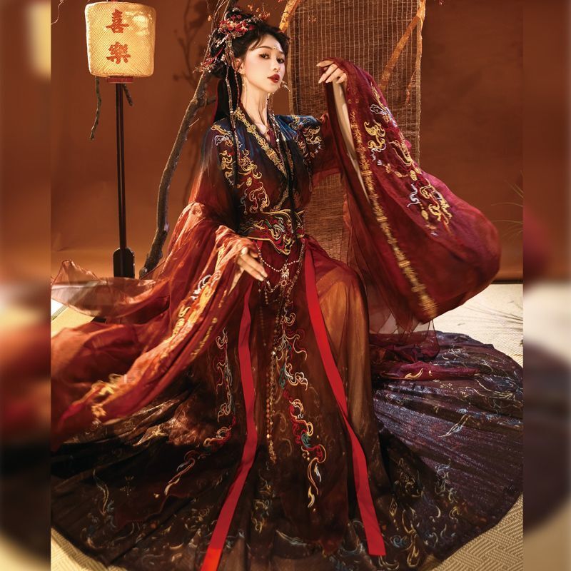 Qingzhu Garden Hanfu New Style - Embroidery Garden recension och pris